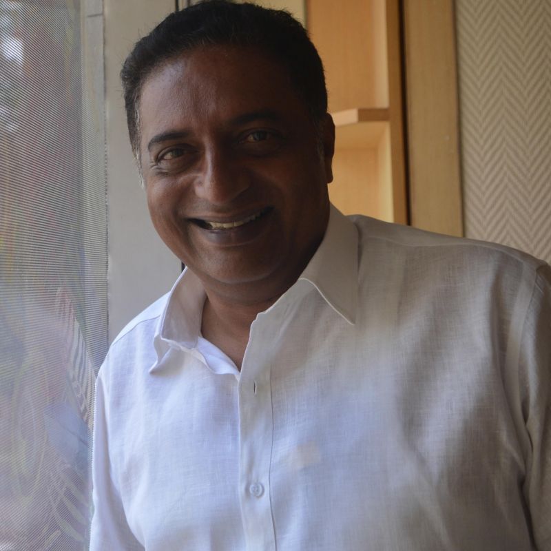 Some rarely known facts about the actor Prakash Raj….check pics in slider