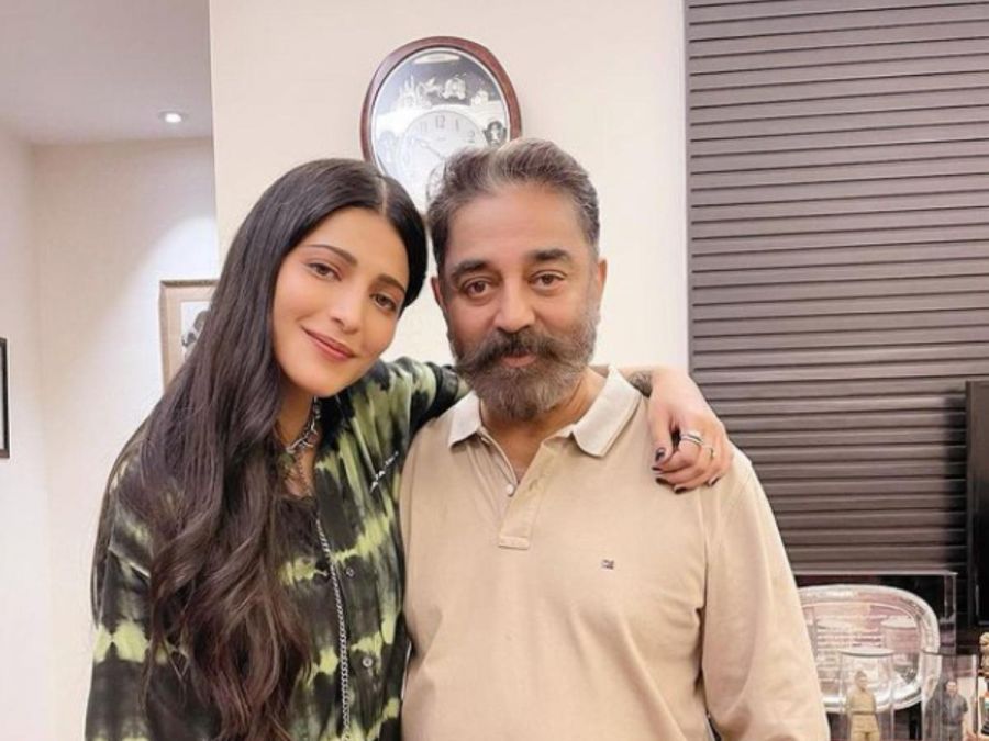 Shruti Haasan posts stunning PIC with Akshara & father Kamal Haasan, SEE Post