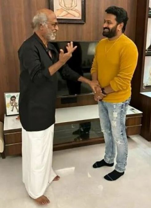 South Superstar Rajinikanth meets Kantara Fame Rishabh Shetty