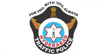 हैदराबाद की यातायात पुलिस ने नागरिकों इस कार्य को पूरा करने का किया आग्रह