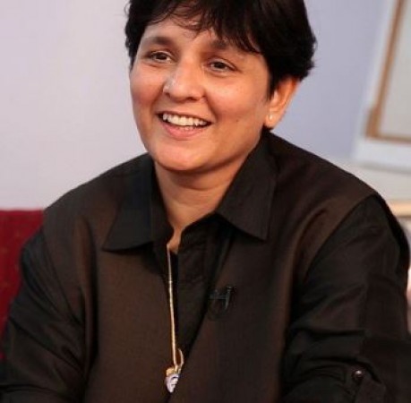 Watch, Get ready to Dance on the new Garba Song of Falguni Pathak this Navratri, Details inside