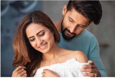 Shargun Mehta and Ravi Dubey’s new post of their cute chemistry can’t let your eye off…pics inside