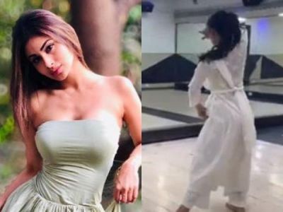 Mouni Roy dance on song Mohe Panghat Pe will make your day, check it out here