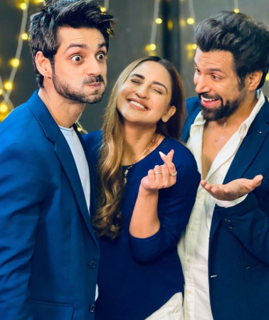 Karan Wahi shares fun pictures with Ritvik and Krystle claiming to shoot seriously