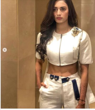 Kasautii Zindagii Kay 2: Erica Fernandes change the fashion with this navy style outfit