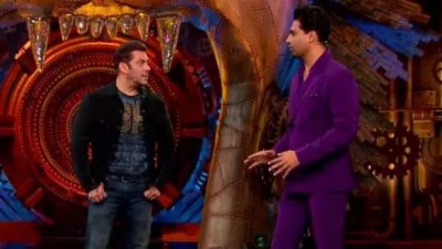 Watch Bigg Boss Promo: Salman Khan confessed being dumped to Vicky Kaushal