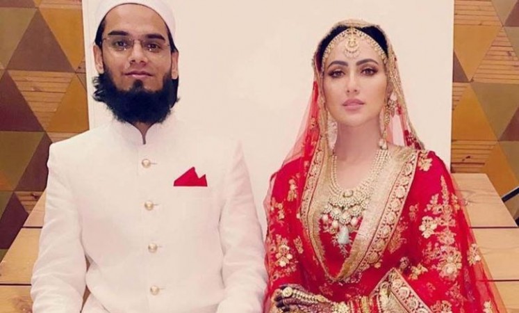 सना खान ने मौलाना अनस सैय्यद के साथ अपनी शादी का अनदेखा वीडियो किया शेयर