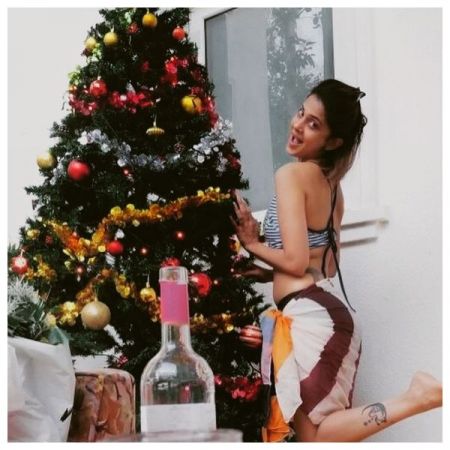 See Pic - Jennifer Winget on Christmas shares her STUNNING photo
