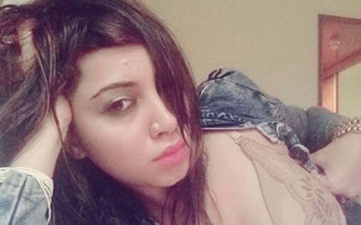 Arshi Khan's Crying Instagram Video Goes Viral