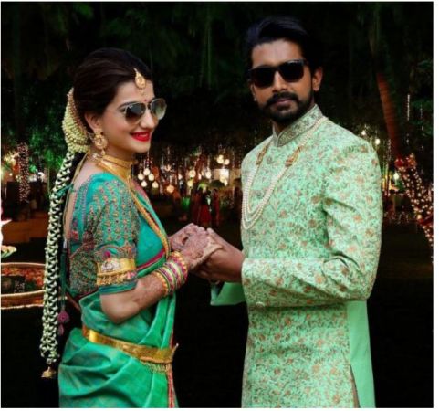 Saath Nibhana Saathiya Star Lovey Sasan with her fiancé Koushik…check clicks inside