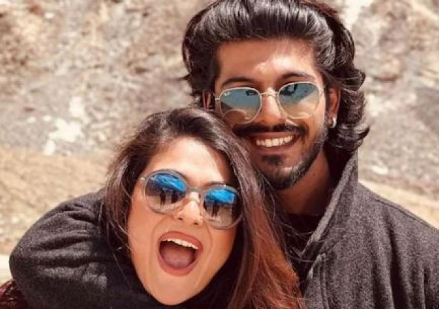 Watch, “My words have been misinterpreted”, Sheezan Khan’s sister claims their Break up was mutual