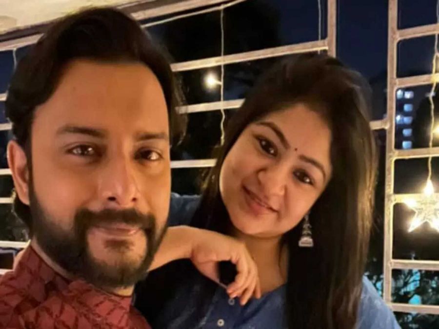 Bengali Actor Indrasish Roy and his wife Souravi test positive for COVID