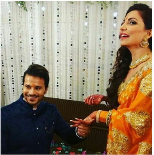 Gallery talk: Tele actress Navina Bole got engaged