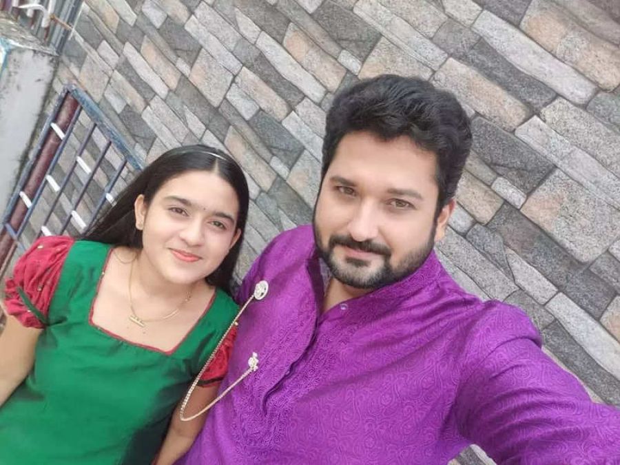 TV Actor Sai Kiran Ram misses his on-screen daughter Gouri Prakash, Shares Emotional Post