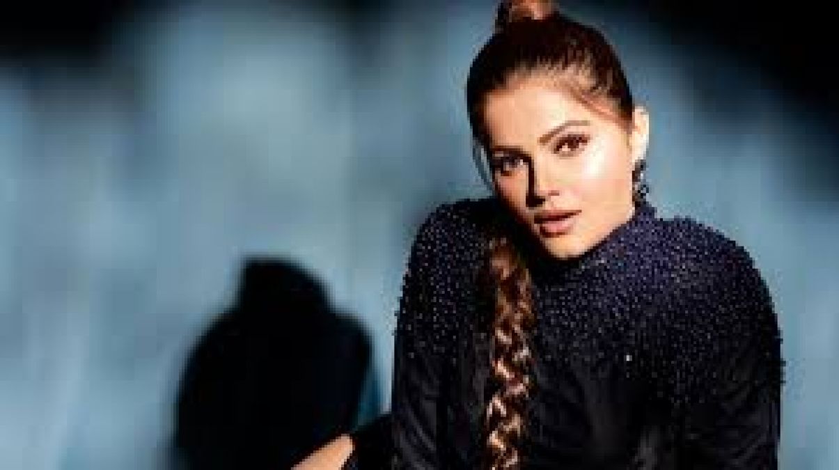 Fans of Khatron Ke Khiladi 12 applaud Rubina Dilaik for pulling off her elimination flawlessly and criticise the 