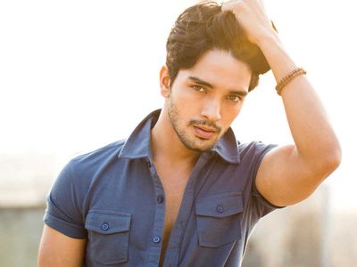 Nazar Fame Harsh Rajput does Not treat his co-stars as his friends!