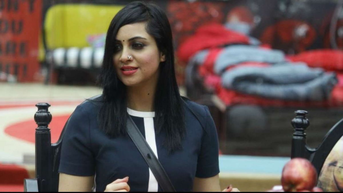 Arshi Khan's dance video with this BB contestant is going viral!