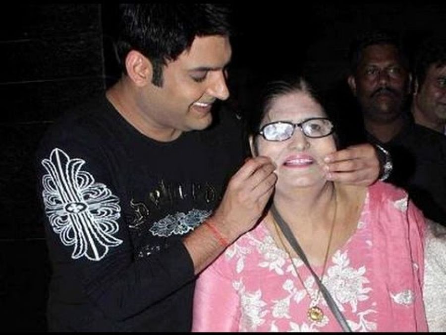 Watch: Kapil Sharma introduces his mom on his show, the comedian gets emotional