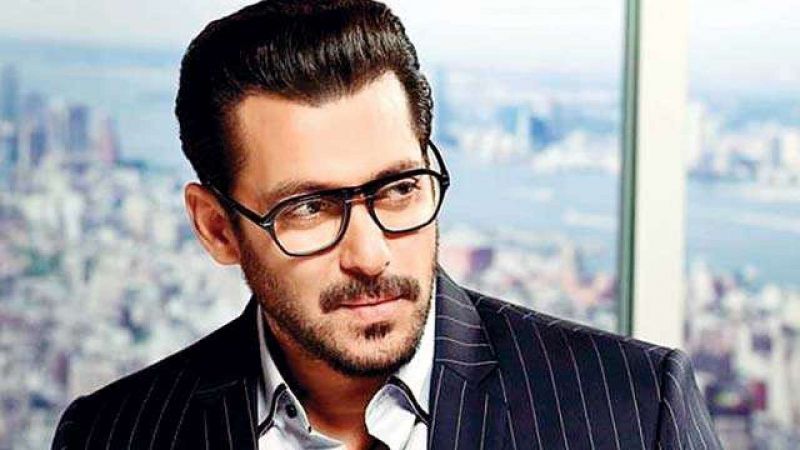 Salman Khan REVEALS young actors point of view towards TV