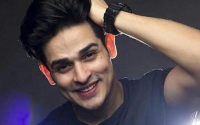 Finally Priyank Revealed the Name of His Real Girlfriend