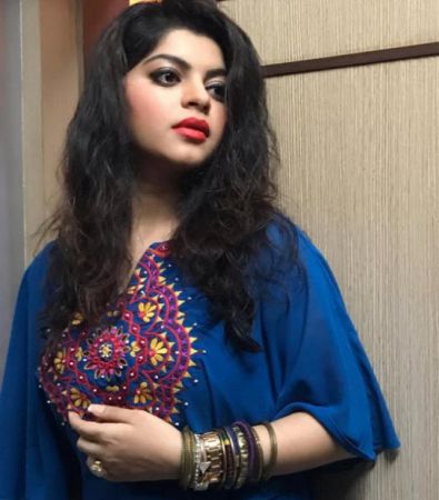395px x 450px - Sneha Wagh is all set to shock you with her bold Look ! | News ...