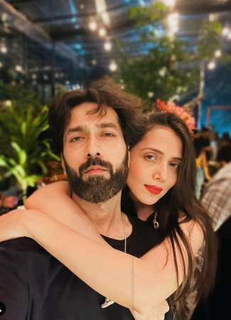 Nakuul Mehta posts a romantic photo with wife Jankee Parekh: Have a look
