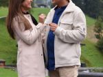 बहु अक्षरा स्विटजरलैंड में फरमा रही है पति संग रोमांस