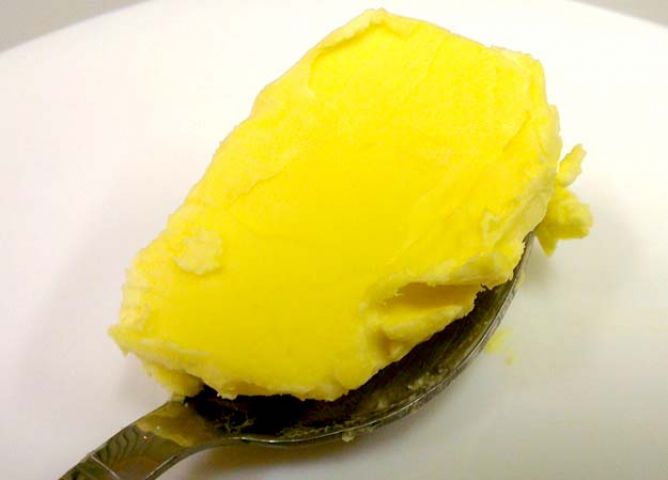 दिल की बीमारी में फायदा करता है मक्खन