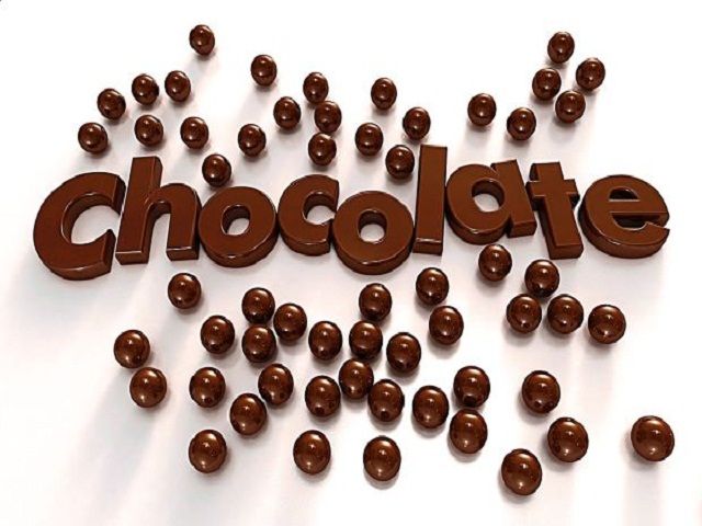 चॉकलेट खाने से काम होता है दिल की बीमारी का खतरा