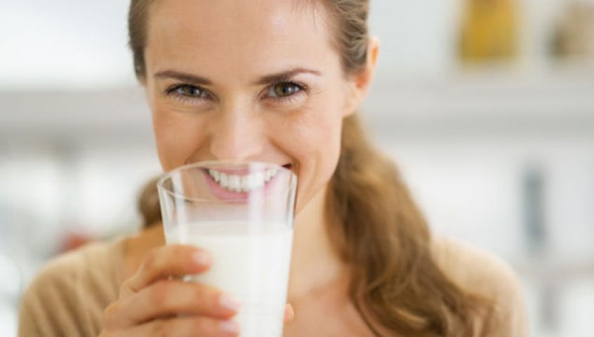 क्यों पीते हैं सोने से पहले दूध