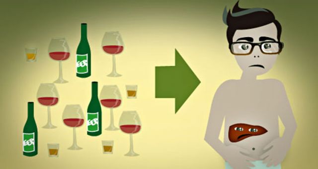 जानिए कैसे शराब लीवर को कर देती है बर्बाद