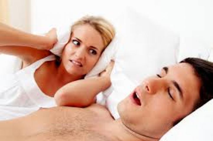 अब आपके खर्राटे की बजह से नहीं उड़ेगी पत्नी की नींद, अपनाये ये उपाय