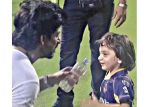 Shah Rukh with his cute loveable son Abram