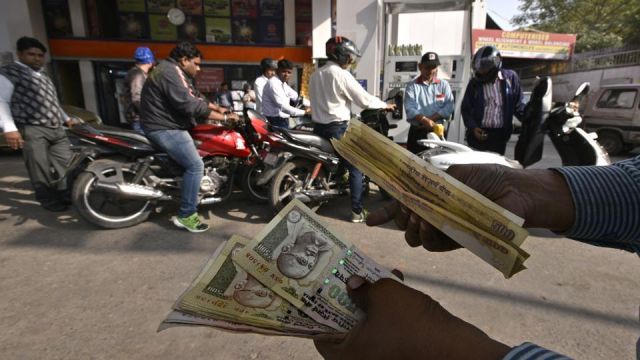 Note Ban; Rs. 500 note will not be valid at 'Petrol Pumps' and 'Airports' from tomorow