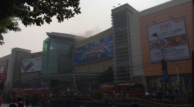 Fire broke out at the 'South City Mall' in Kolkata today