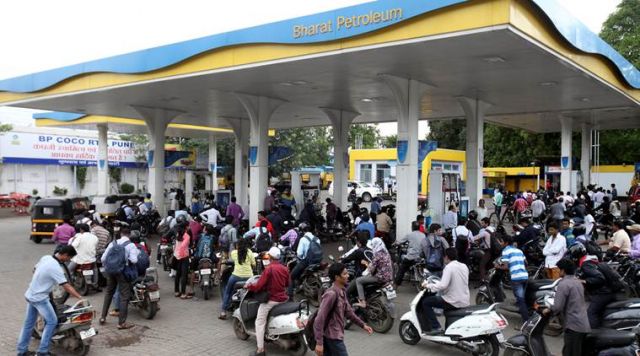 No Extra Charge For Card Payments at Petrol Pumps