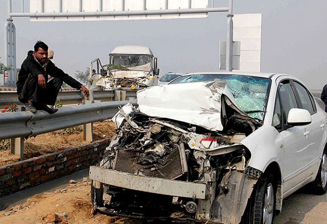 'Yamuna expressway' turns out to be deathtrap with the collision of '20 vehicles'