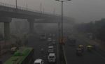 Thick smog grabs Delhi-1,800 primary schools shut