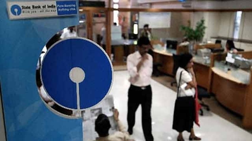 SBI cashier died due to heart attack in Bhopal