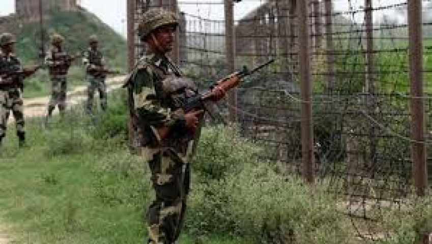 Pakistani Army violates ceasefire at Indian posts along the LoC