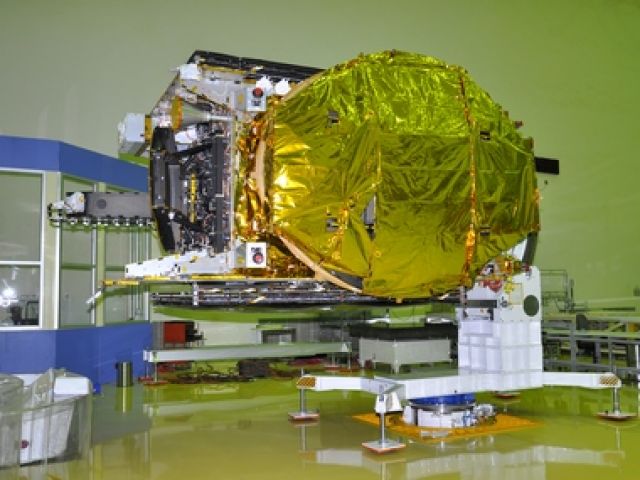 Launch of Indian satellite GSAT-18 delayed by 24 hours