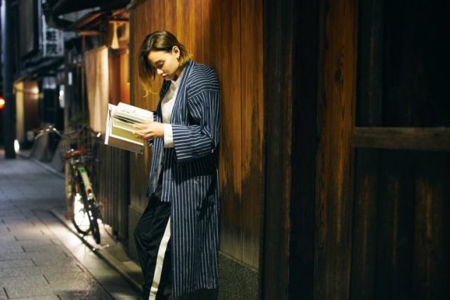 Kyoto's hotel allow people to sleep in 'Bookshelf'!!