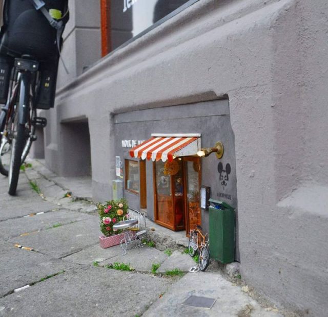 Artists created 'Beautiful Little shops' for 'Rats'!!