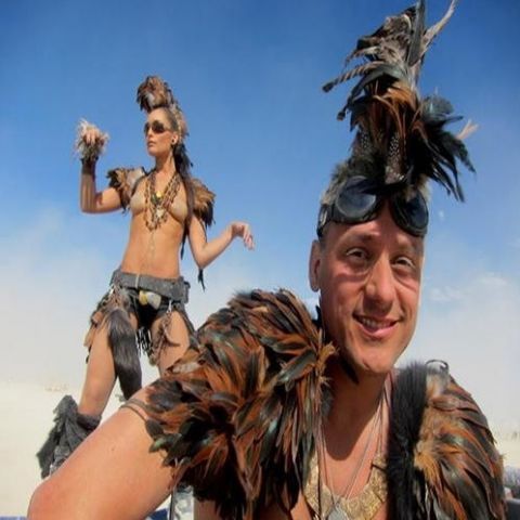 'Burning man festival' allows the couples to do everything !