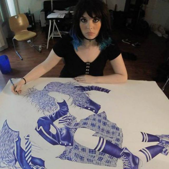 See, how this 'Artist' uses ball pen and creates amazing pictures !
