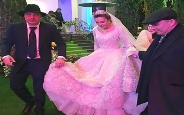 Cost of this 'luxurious wedding' will shock you...!