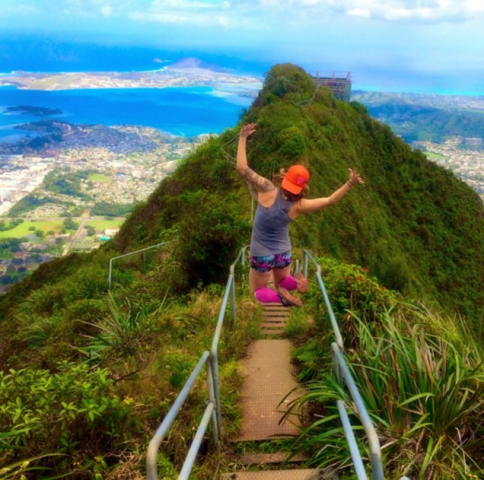 Reach on top! By climbing 3922 stairs of Oahu island !