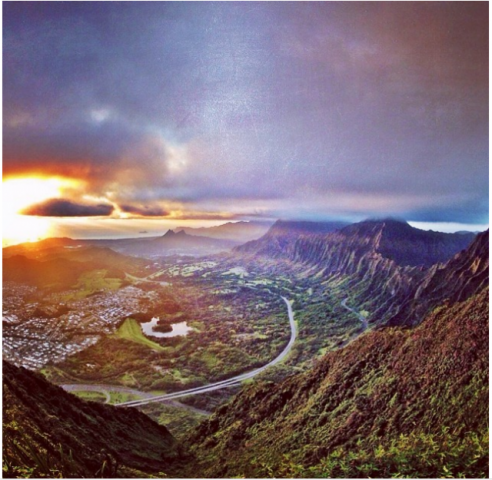 Reach on top! By climbing 3922 stairs of Oahu island !