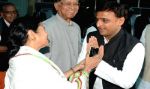 Mamata Banerjee showed her support towards Akhilesh Yadav