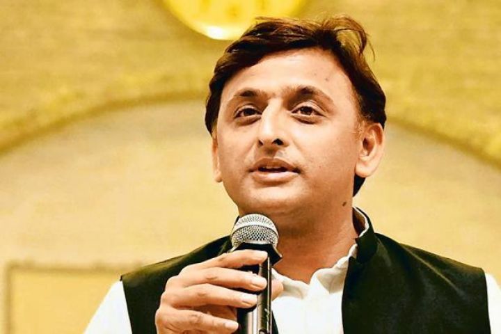 ‘Amar Singh’ commended ‘Akhilesh Yadav’ for being a ‘fantastic Chief Minister’